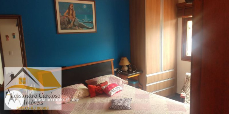 Imagem Casa com 4 Quartos à Venda, 200 m²