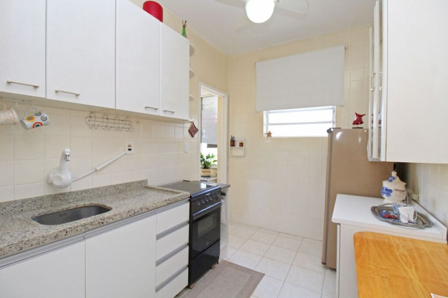 Imagem Apartamento com 2 Quartos à Venda, 71 m² em São João - Porto Alegre