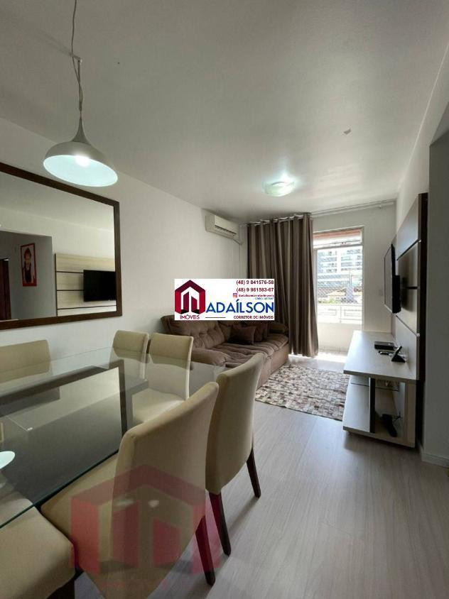 Imagem Imóvel com 3 Quartos à Venda, 1 m²