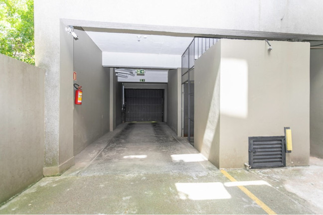 Imagem Sala Comercial à Venda, 38 m² em São João - Porto Alegre Imagem Sala Comercial à Venda, 38 m² em São João - Porto Alegre
