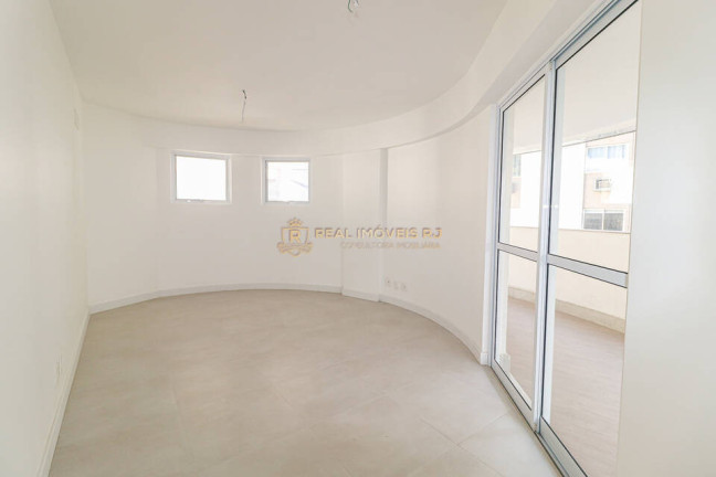 Imagem Apartamento com 4 Quartos à Venda, 179 m² em Lagoa - Rio De Janeiro Imagem Apartamento com 4 Quartos à Venda, 179 m² em Lagoa - Rio De Janeiro