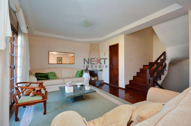 Imagem Casa com 4 Quartos à Venda, 369 m² em Pilarzinho - Curitiba