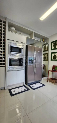 Imagem Apartamento com 3 Quartos à Venda, 138 m² em Centro - Balneário Camboriú Imagem Apartamento com 3 Quartos à Venda, 138 m² em Centro - Balneário Camboriú