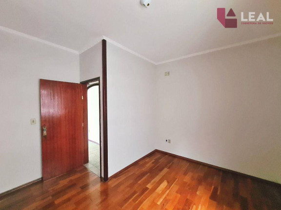 Imagem Casa com 3 Quartos à Venda, 250 m² em Esplanada - Pouso Alegre