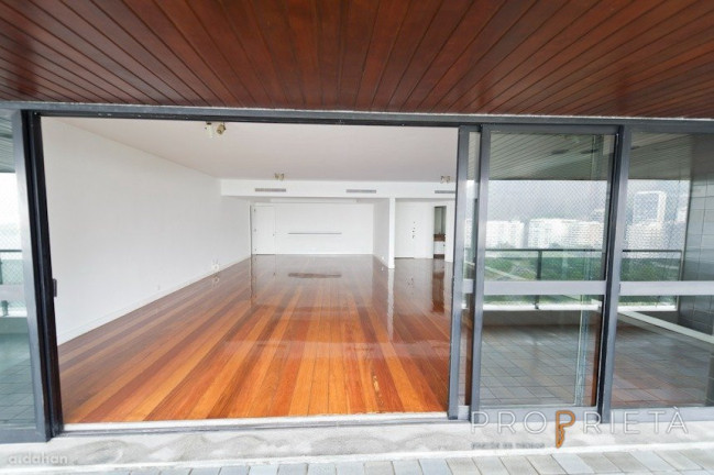Imagem Apartamento com 4 Quartos à Venda, 319 m² em Lagoa - Rio De Janeiro Imagem Apartamento com 4 Quartos à Venda, 319 m² em Lagoa - Rio De Janeiro