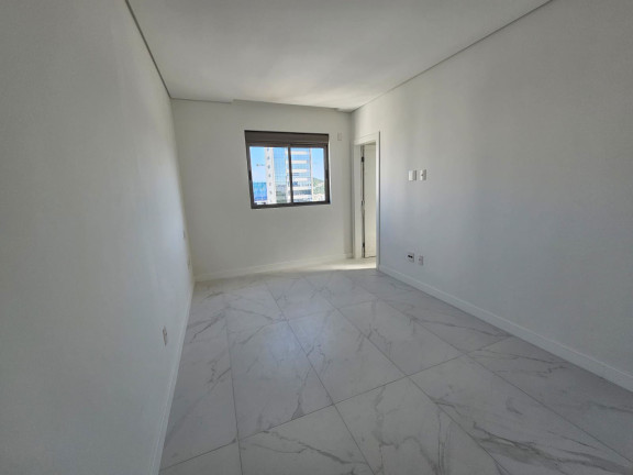 Imagem Apartamento com 4 Quartos à Venda, 168 m² em Pioneiros - Balneário Camboriú