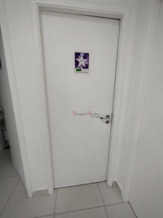 Sala Comercial para Alugar, 268 m² em Vila Santa Luzia - Itatiba