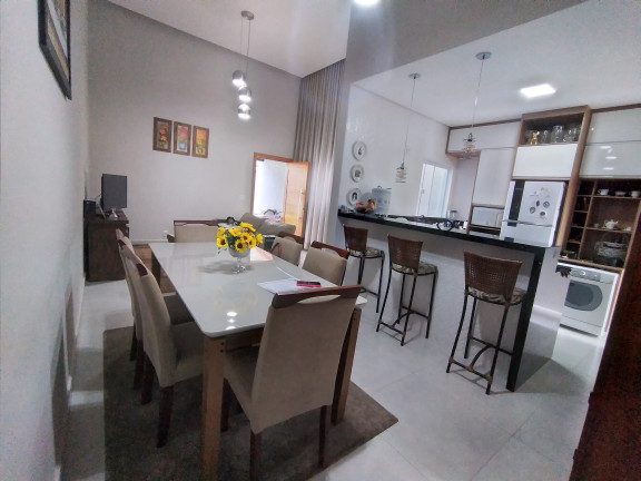 Imagem Casa com 3 Quartos à Venda, 130 m² em Jardim Solange - Bauru Imagem Casa com 3 Quartos à Venda, 130 m² em Jardim Solange - Bauru