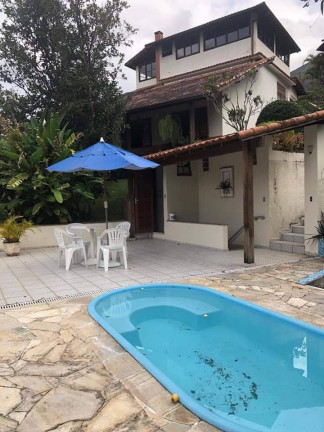 Imagem Casa com 6 Quartos à Venda, 1 m² em Vale Dos Pinheiros - Nova Friburgo