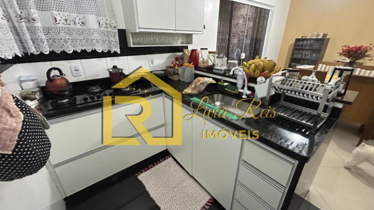 Imagem Casa com 3 Quartos à Venda, 130 m² em Jardim Mariléa - Rio Das Ostras