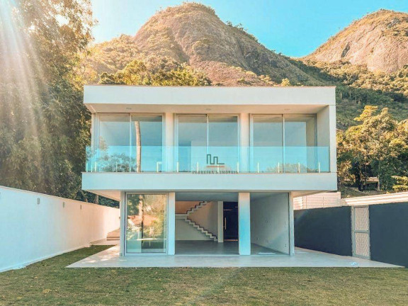 Casa com 3 Quartos à Venda, 150 m² em Itacoatiara - Niterói