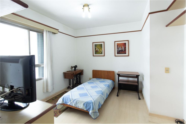 Imagem Apartamento com 3 Quartos à Venda, 253 m² em Aclimação - São Paulo Imagem Apartamento com 3 Quartos à Venda, 253 m² em Aclimação - São Paulo