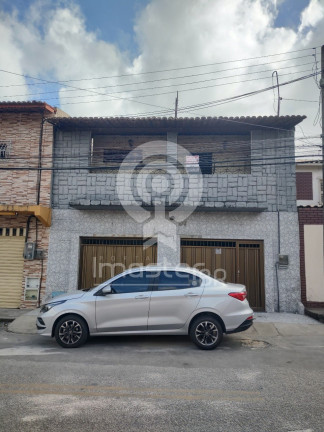Casa com 4 Quartos à Venda,  em Bom Futuro - Fortaleza