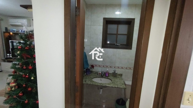 Imagem Casa com 3 Quartos à Venda, 225 m² em Serra Grande - Niterói Imagem Casa com 3 Quartos à Venda, 225 m² em Serra Grande - Niterói