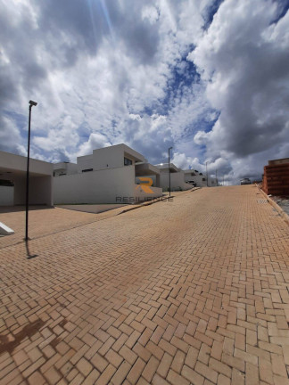 Imagem Casa de Condomínio com 3 Quartos à Venda, 120 m² em Vale Dos Sonhos - Lagoa Santa Imagem Casa de Condomínio com 3 Quartos à Venda, 120 m² em Vale Dos Sonhos - Lagoa Santa