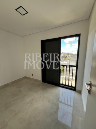 Imagem Casa com 3 Quartos à Venda, 126 m² em Parque Jaguari (fazendinha) - Santana De Parnaíba Imagem Casa com 3 Quartos à Venda, 126 m² em Parque Jaguari (fazendinha) - Santana De Parnaíba