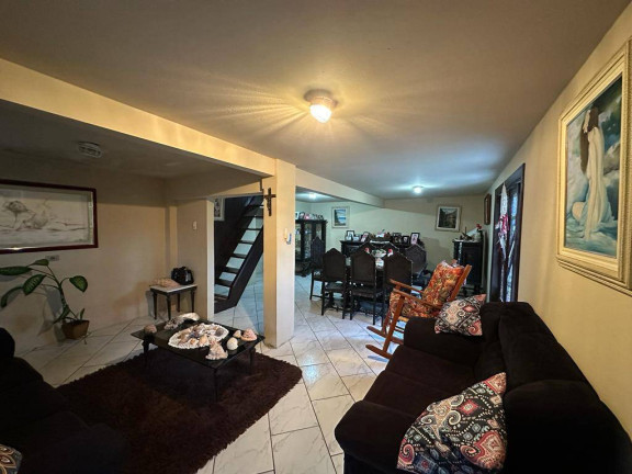Imagem Casa com 3 Quartos à Venda, 200 m² em Centro - Balneário Barra Do Sul Imagem Casa com 3 Quartos à Venda, 200 m² em Centro - Balneário Barra Do Sul