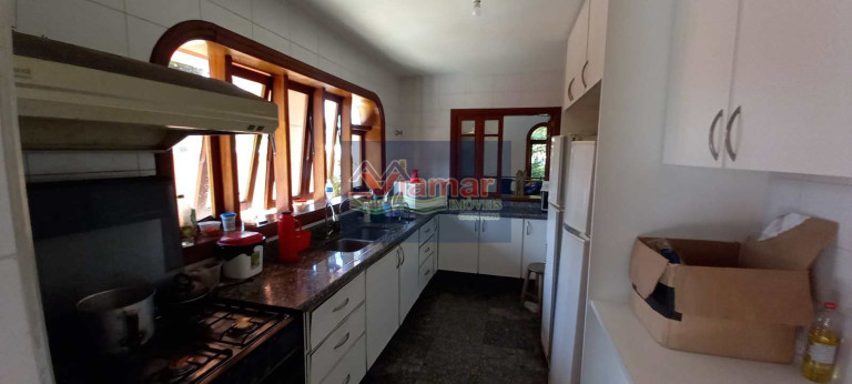 Imagem Casa com 5 Quartos à Venda, 361 m² em Jardim Virgínia - Guarujá Imagem Casa com 5 Quartos à Venda, 361 m² em Jardim Virgínia - Guarujá