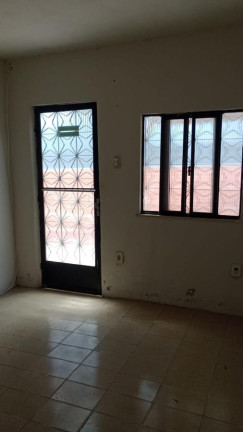 Imagem Casa com 1 Quarto à Venda, em Campo Grande - Rio De Janeiro Imagem Casa com 1 Quarto à Venda, em Campo Grande - Rio De Janeiro