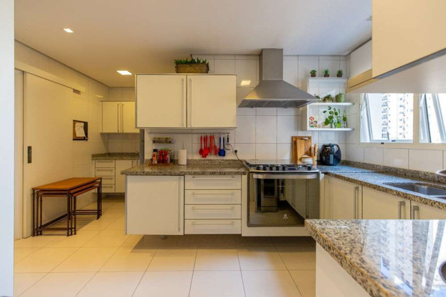 Imagem Apartamento com 4 Quartos à Venda, 311 m² em Vila Nova Conceição - São Paulo Imagem Apartamento com 4 Quartos à Venda, 311 m² em Vila Nova Conceição - São Paulo