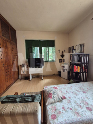 Imagem Casa com 4 Quartos à Venda, 215 m² em Laranjeiras - Rio De Janeiro Imagem Casa com 4 Quartos à Venda, 215 m² em Laranjeiras - Rio De Janeiro