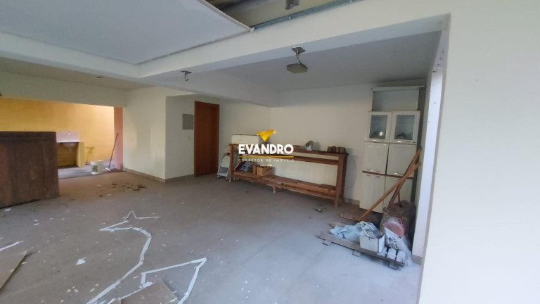 Imagem Casa com 5 Quartos à Venda, 840 m² em Santa Cruz - Cuiabá Imagem Casa com 5 Quartos à Venda, 840 m² em Santa Cruz - Cuiabá