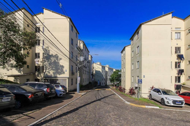Imagem Imóvel com 2 Quartos à Venda, em Vila Nova - Porto Alegre Imagem Imóvel com 2 Quartos à Venda, em Vila Nova - Porto Alegre