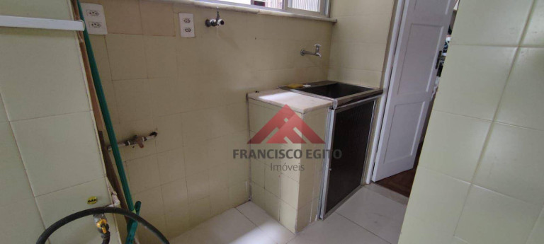 Imagem Apartamento com 2 Quartos à Venda, 84 m² em Icaraí - Niterói Imagem Apartamento com 2 Quartos à Venda, 84 m² em Icaraí - Niterói