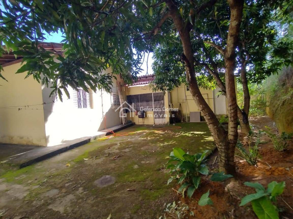 Imagem Casa com 4 Quartos à Venda, 176 m² em Centro - Mantena Imagem Casa com 4 Quartos à Venda, 176 m² em Centro - Mantena