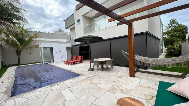 Imagem Sobrado com 4 Quartos à Venda, 440 m² em Alphaville Flamboyant Residencial Araguaia - Goiânia Imagem Sobrado com 4 Quartos à Venda, 440 m² em Alphaville Flamboyant Residencial Araguaia - Goiânia