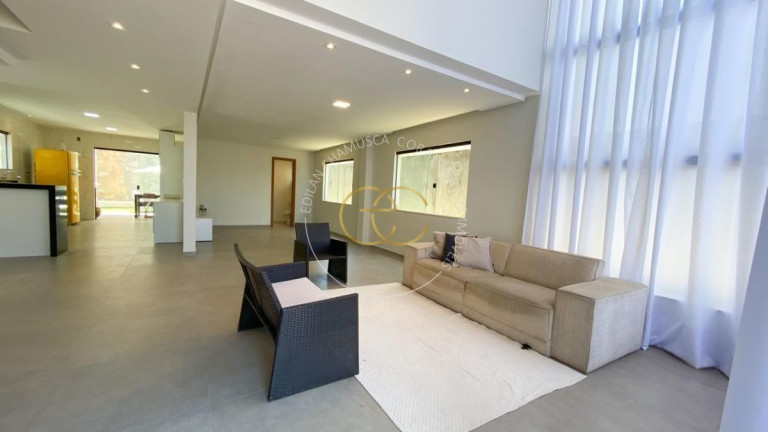 Imagem Casa de Condomínio com 3 Quartos à Venda, 240 m² em Catu De Abrantes (abrantes) - Camaçari