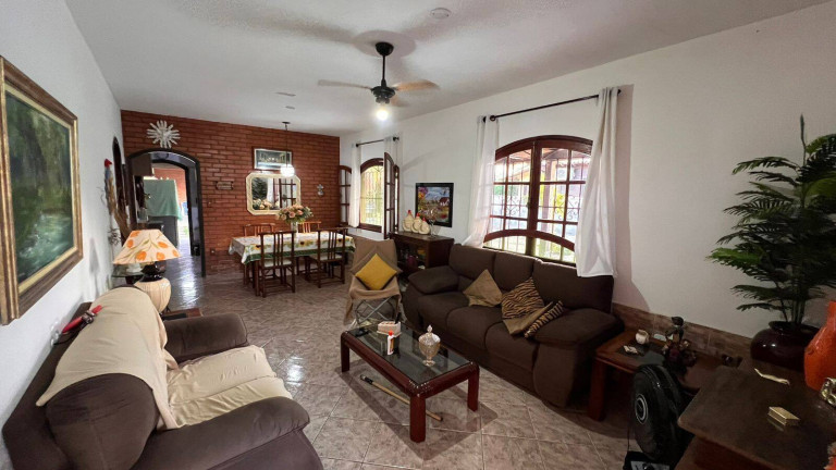 Imagem Casa com 3 Quartos à Venda, 600 m² em Balneário (praia Seca) - Araruama