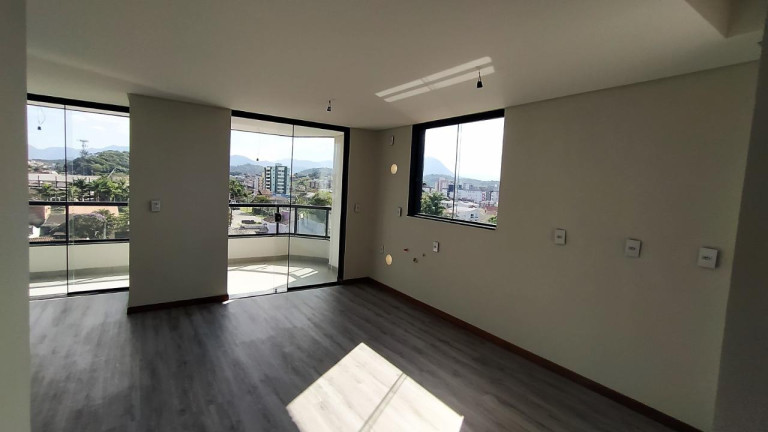 Imagem Apartamento com 3 Quartos à Venda, 110 m² em Costa E Silva - Joinville