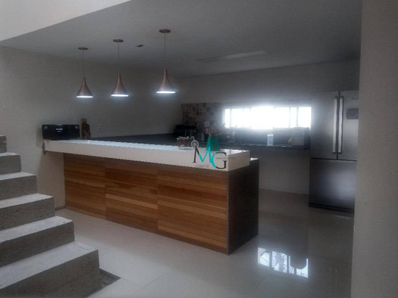 Imagem Casa com 3 Quartos à Venda, 229 m² em Cosmos - Rio De Janeiro Imagem Casa com 3 Quartos à Venda, 229 m² em Cosmos - Rio De Janeiro