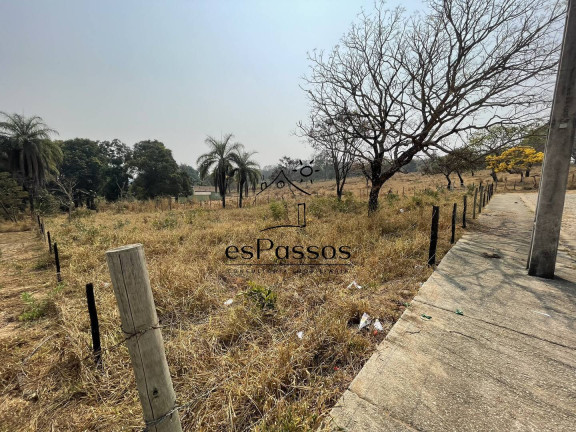Terreno à Venda, 823 m² em Dona Suzana - Florestal