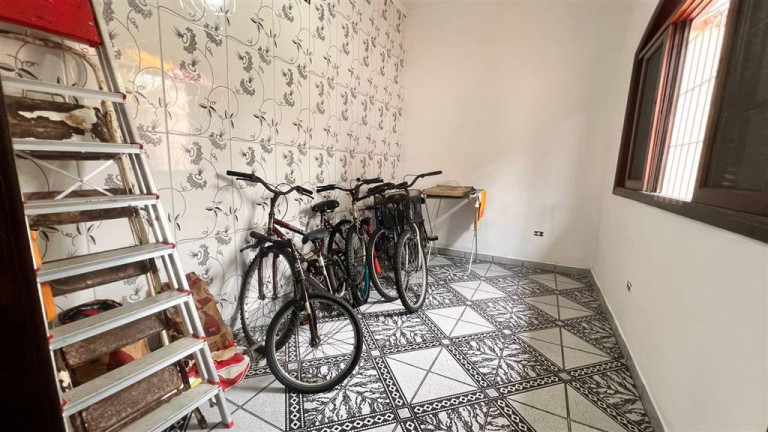 Imagem Casa com 3 Quartos à Venda, em Caiçara - Praia Grande Imagem Casa com 3 Quartos à Venda, em Caiçara - Praia Grande