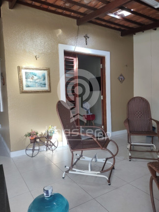 Imagem Casa com 2 Quartos à Venda,  em Lagoa Redonda - Fortaleza