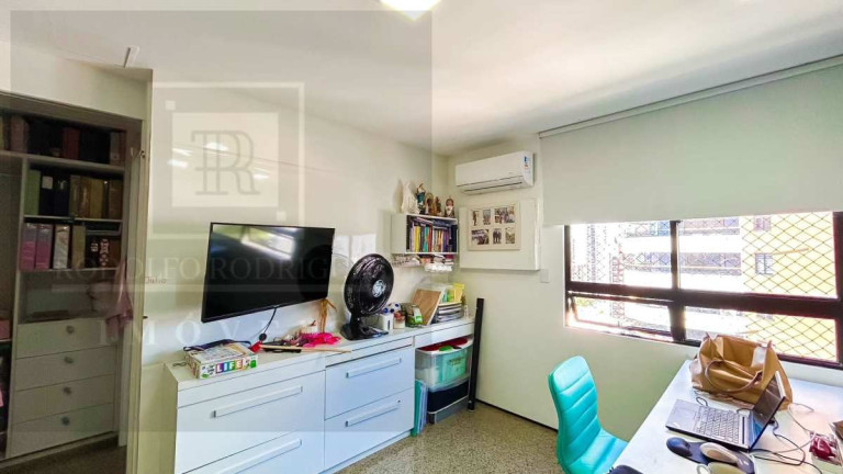 Imagem Apartamento com 3 Quartos à Venda, 205 m² em Meireles - Fortaleza