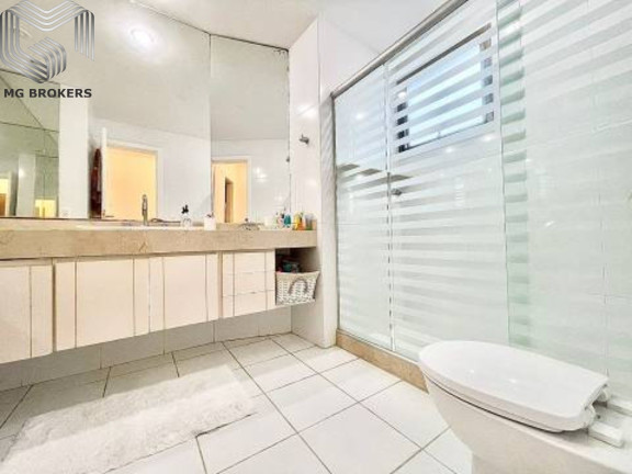 Imagem Imóvel com 4 Quartos à Venda, 408 m² em Barra Da Tijuca - Rio De Janeiro Imagem Imóvel com 4 Quartos à Venda, 408 m² em Barra Da Tijuca - Rio De Janeiro