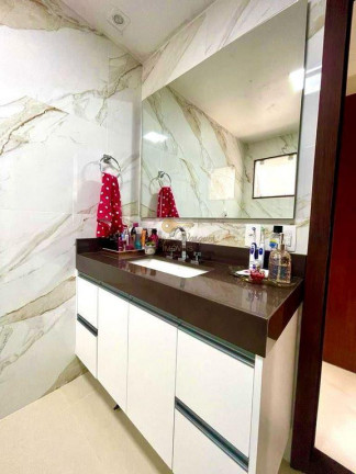 Imagem Casa com 2 Quartos à Venda, 130 m² em Albuquerque - Teresópolis