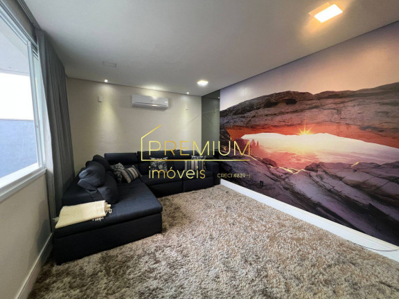 Imagem Casa com 3 Quartos à Venda, 505 m² em Medeiros - Jundiaí Imagem Casa com 3 Quartos à Venda, 505 m² em Medeiros - Jundiaí