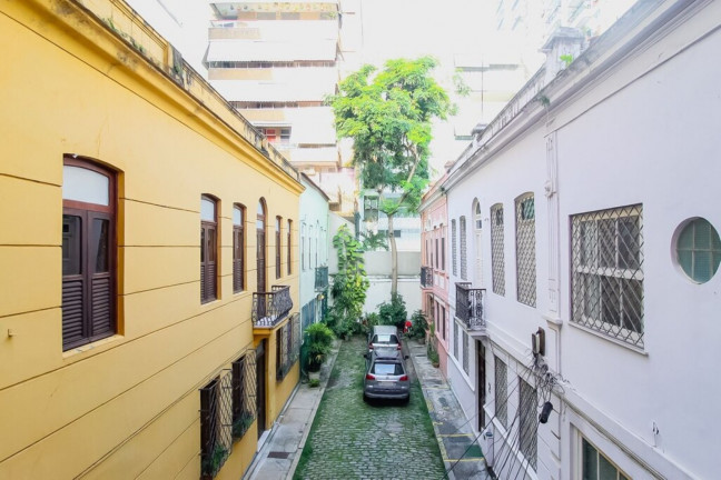 Imagem Imóvel com 2 Quartos à Venda, 75 m² em Botafogo - Rio De Janeiro Imagem Imóvel com 2 Quartos à Venda, 75 m² em Botafogo - Rio De Janeiro