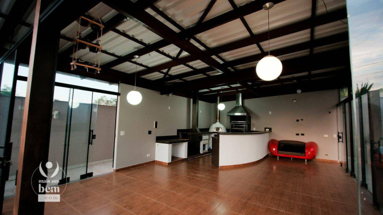 Imagem Casa com 3 Quartos à Venda, 363 m² em Butiatuvinha - Curitiba