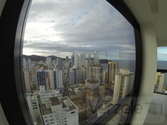 Imagem Apartamento com 3 Quartos à Venda, 139 m² em Centro - Balneário Camboriú Imagem Apartamento com 3 Quartos à Venda, 139 m² em Centro - Balneário Camboriú