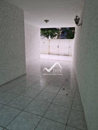 Imagem Sobrado com 4 Quartos à Venda, 300 m² em Ponta Da Praia - Santos