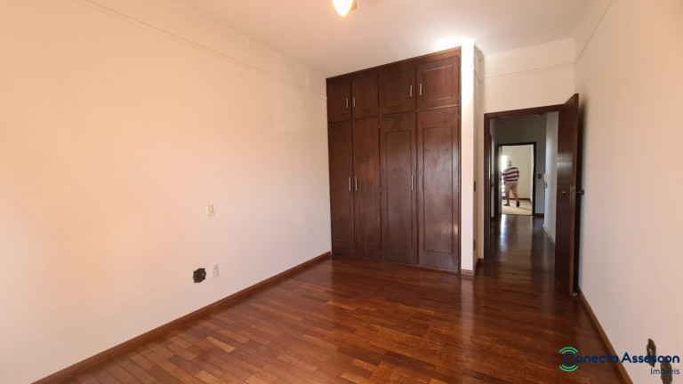 Imagem Sobrado com 4 Quartos à Venda, em Residencial Paraíso - Franca Imagem Sobrado com 4 Quartos à Venda, em Residencial Paraíso - Franca