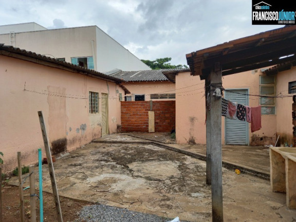Imagem Imóvel com 7 Quartos à Venda, 753 m² em Setor Bueno - Goiânia Imagem Imóvel com 7 Quartos à Venda, 753 m² em Setor Bueno - Goiânia