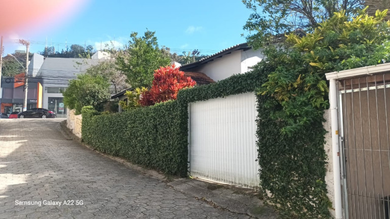 Imagem Terreno à Venda, 508 m² em Trindade - Florianópolis Imagem Terreno à Venda, 508 m² em Trindade - Florianópolis