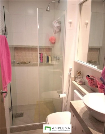 Imagem Apartamento com 3 Quartos à Venda, 137 m² em Lagoa - Rio De Janeiro Imagem Apartamento com 3 Quartos à Venda, 137 m² em Lagoa - Rio De Janeiro