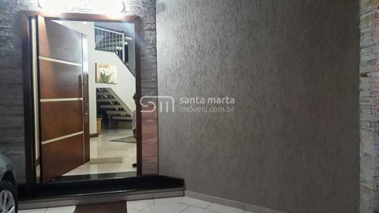 Imagem Sobrado com 3 Quartos à Venda, 250 m² em Olaria - Lorena